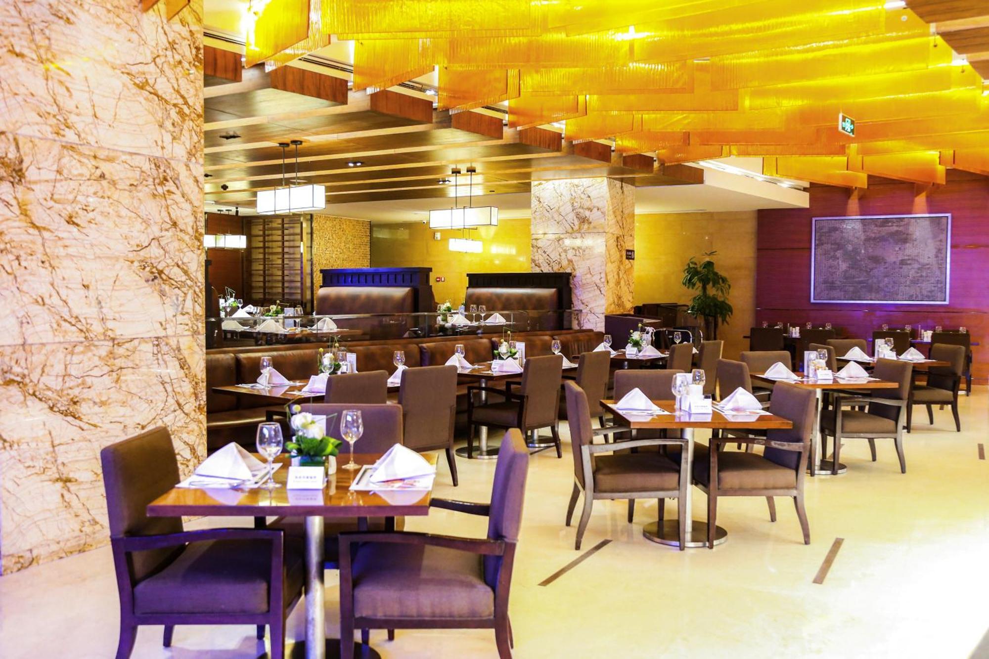 Intercontinental Jinan City Center By Ihg Екстериор снимка